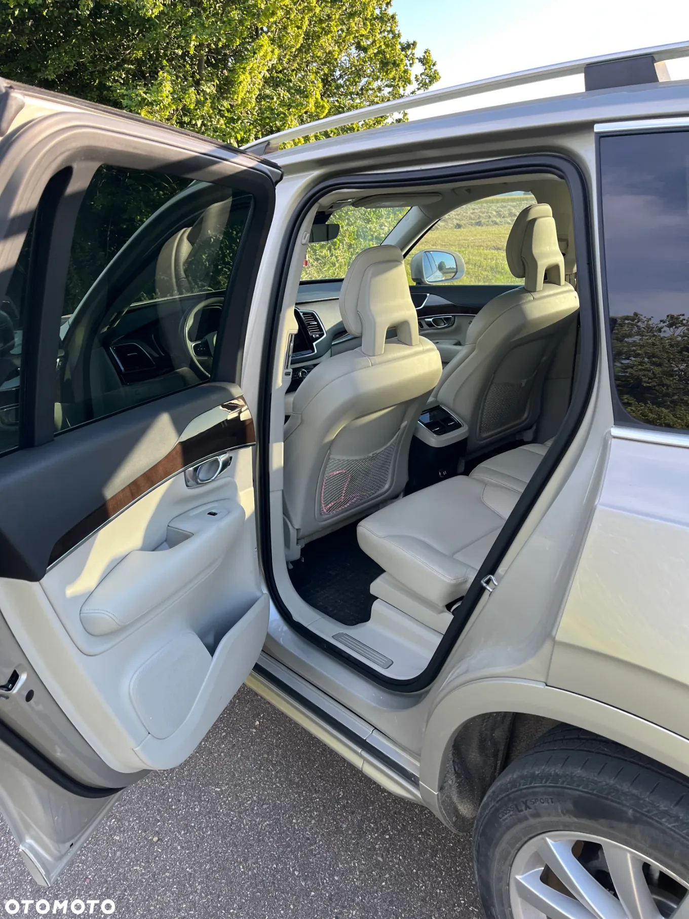 Volvo XC 90 T6 AWD Momentum 7os - 9