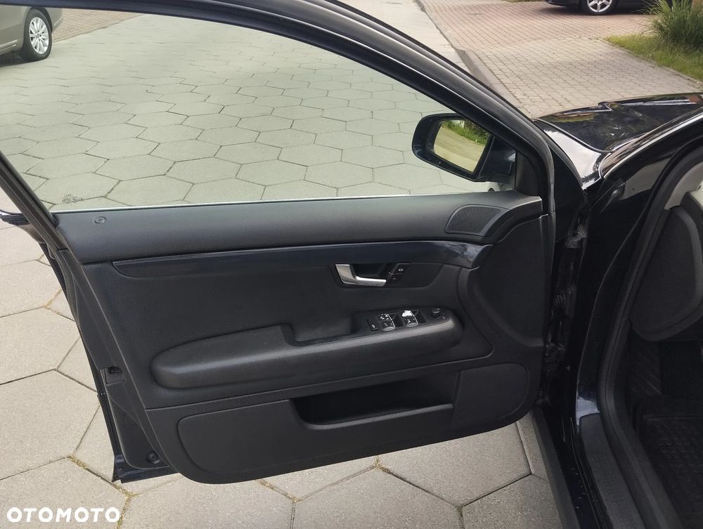 Audi A4 Avant - 8