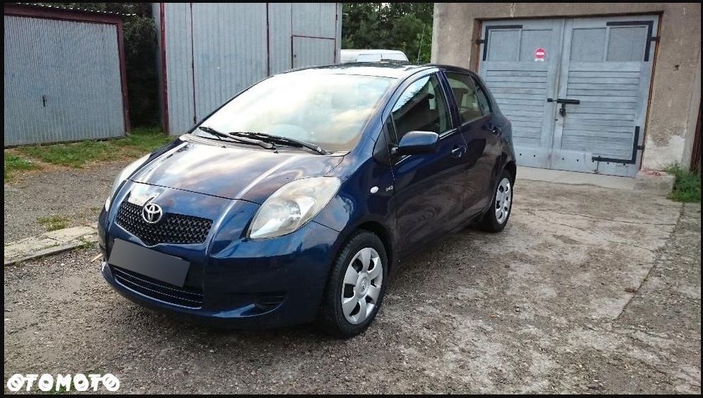 Toyota Yaris - 2