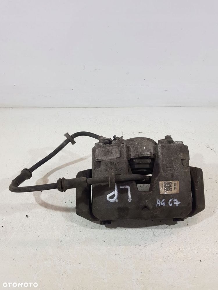zacisk hamulcowy lewy przód audi a6 c7 2.0 tdi - 2