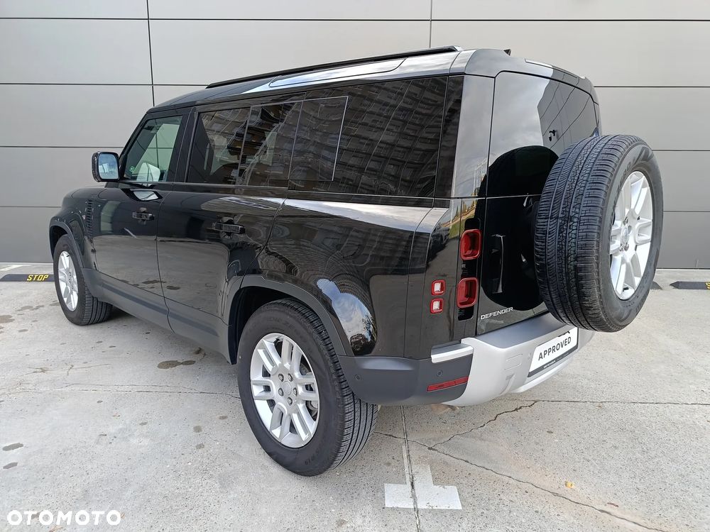 Land Rover Defender - 7