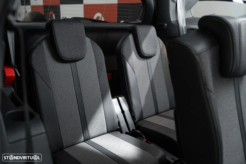 Peugeot 5008 1.5 BlueHDi Allure EAT8 - 21