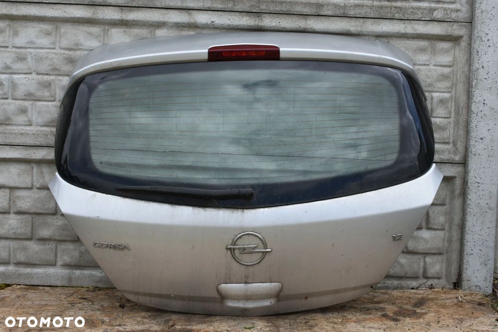 KLAPA BAGAŻNIKA OPEL CORSA D