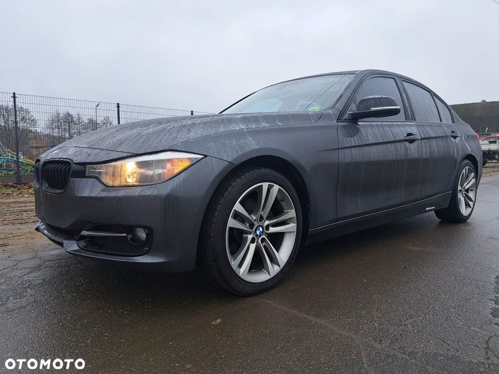 BMW Seria 3 328i xDrive - 4