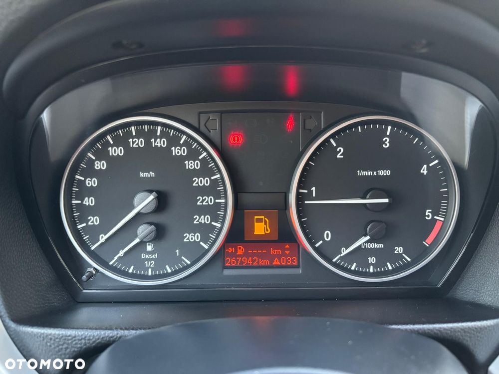 BMW Seria 3 318d DPF Edition Exclusive - 30