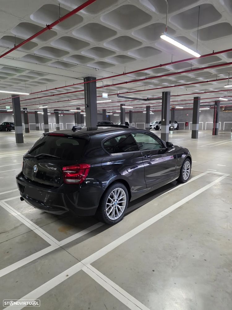 BMW 120 - 6