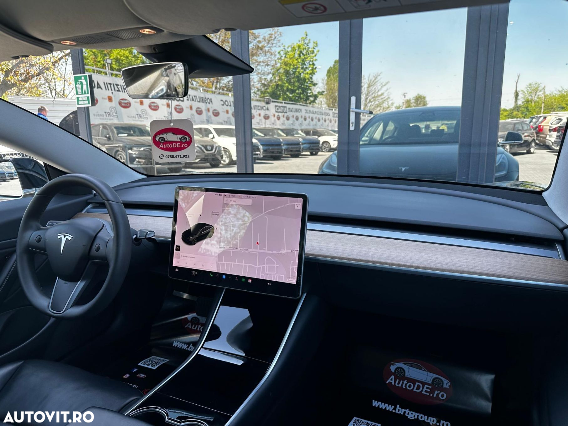 Tesla Model 3 - 7