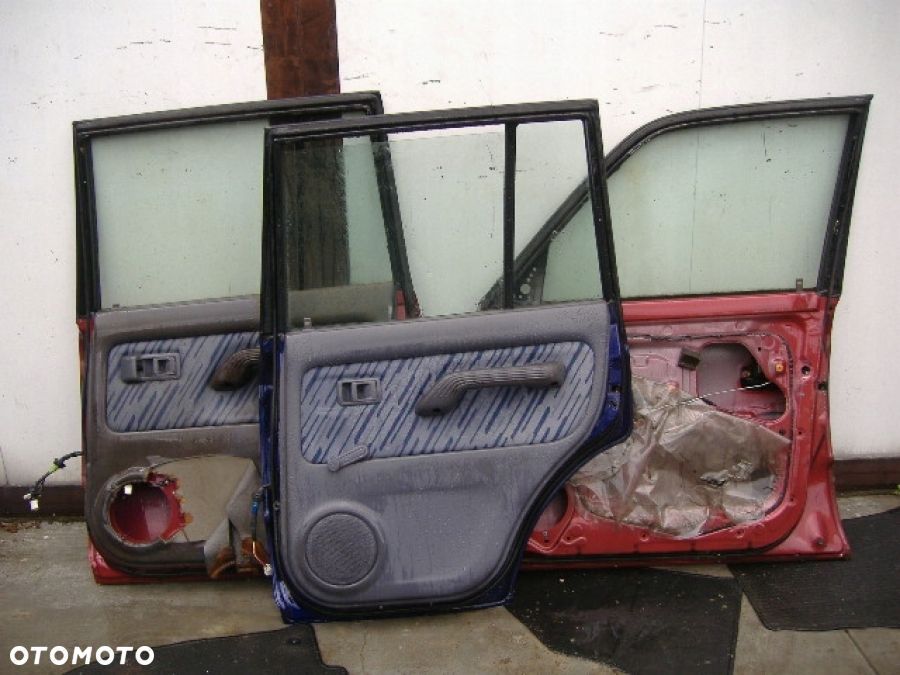 LAND CRUISER 90 95 DRZWI tył przód prawe klamka - 2