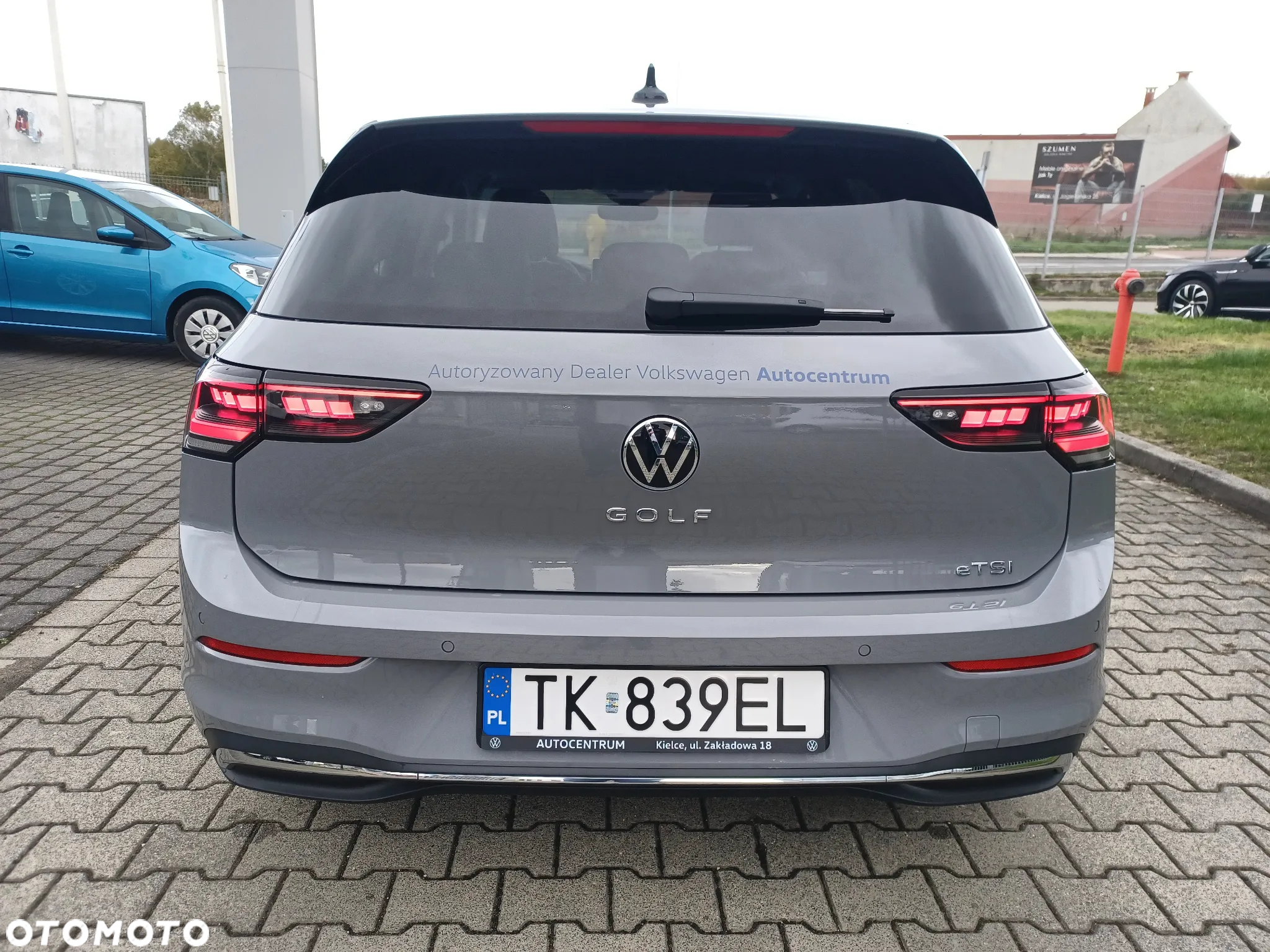 Volkswagen Golf - 6