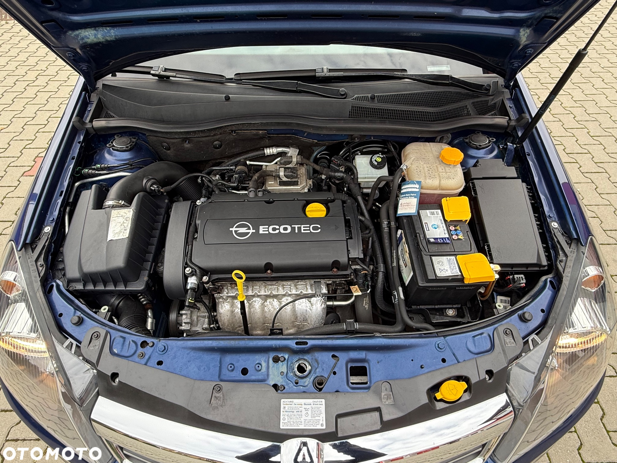 Opel Astra III 1.6 Enjoy - 32