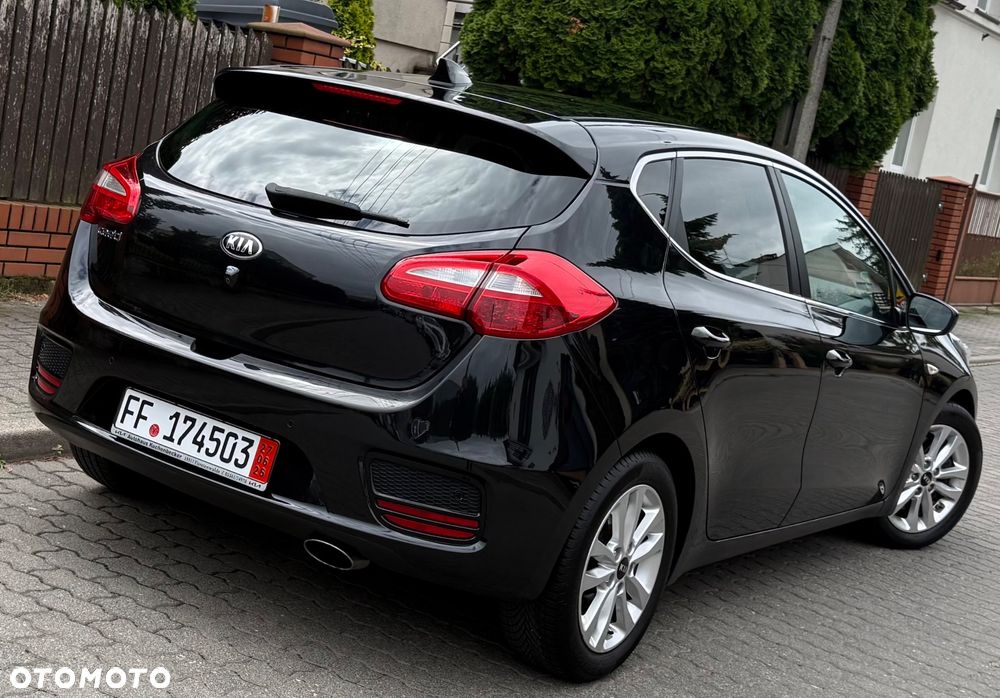 Kia Ceed 1.6 GDI Platinum Edition - 2
