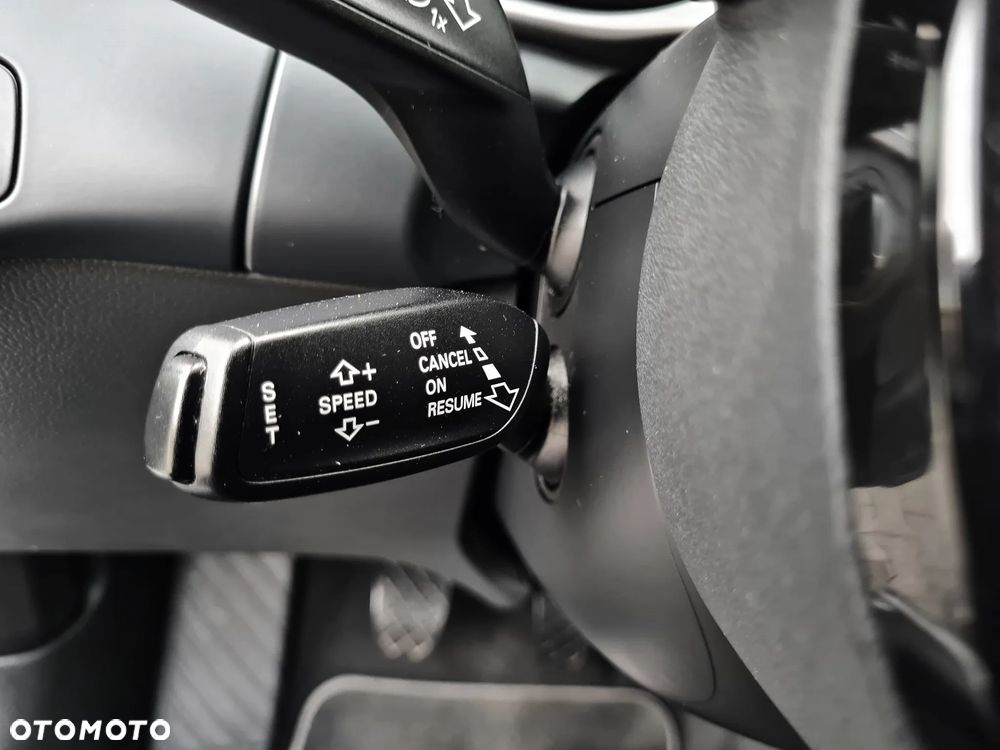 Audi A4 Avant 2.0 TDI DPF S line Sportpaket - 39