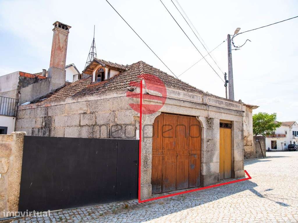 MORADIA T6 EM ZONA HISTÓRICA - Grande imagem: 5/23