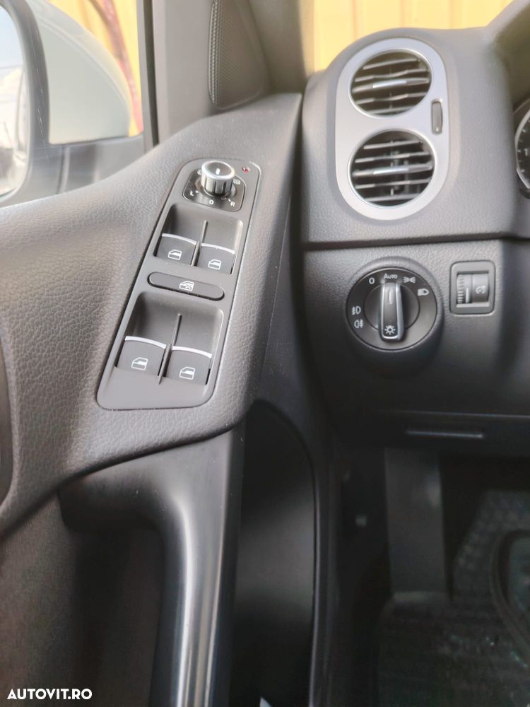 Volkswagen Tiguan - 12