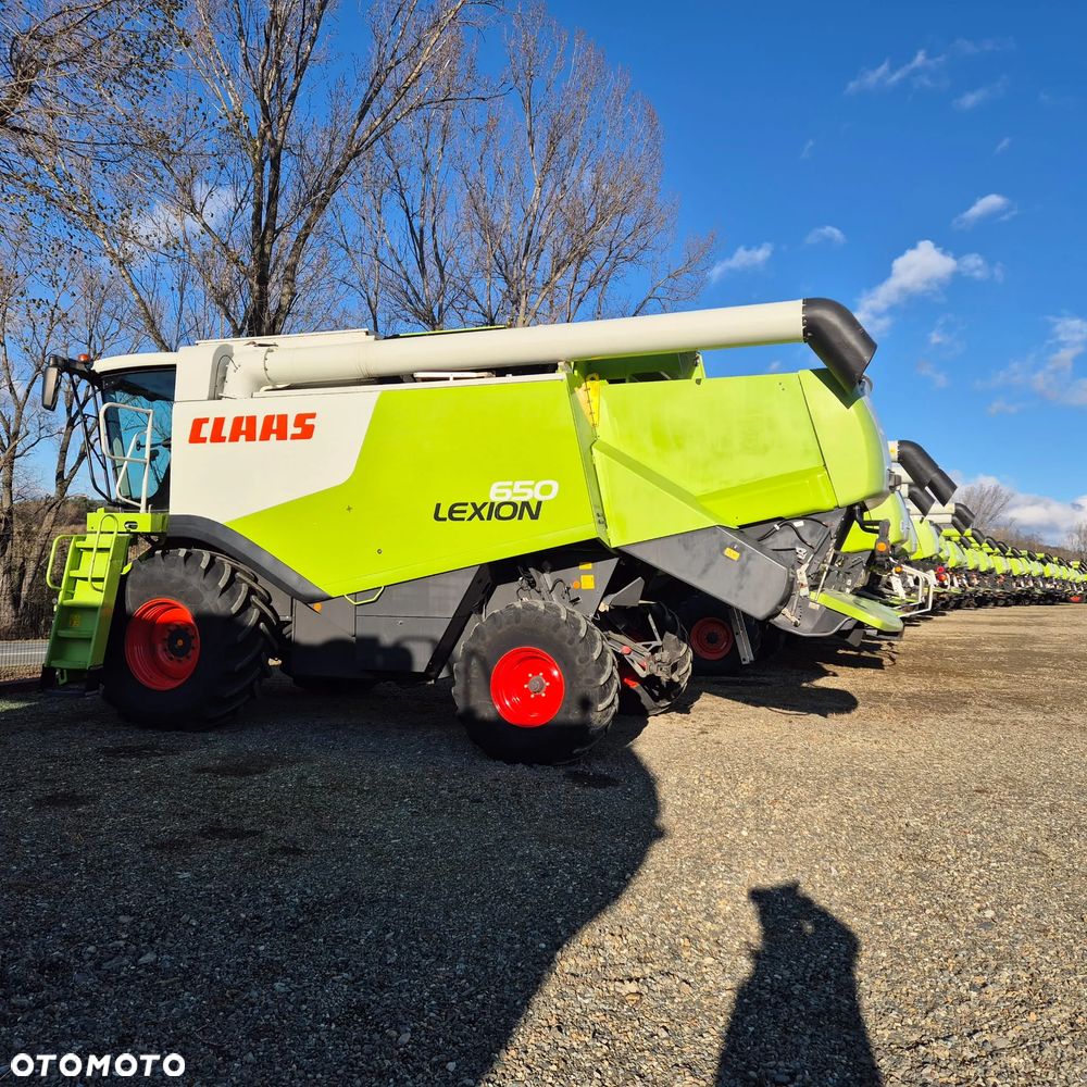 Claas Lexion 650 z hederem - 4