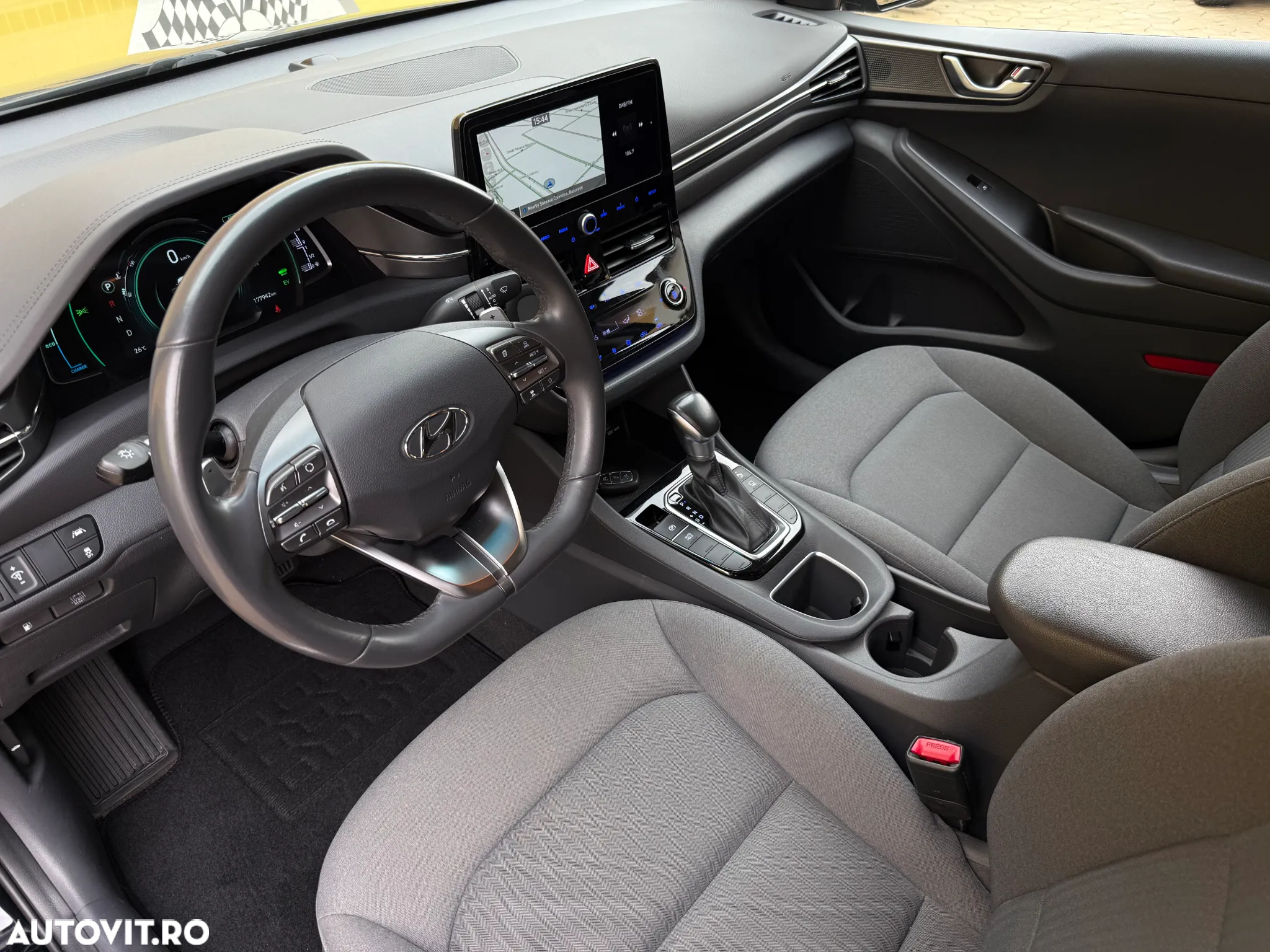 Hyundai IONIQ Hybrid 1.6 GDI Trend - 2