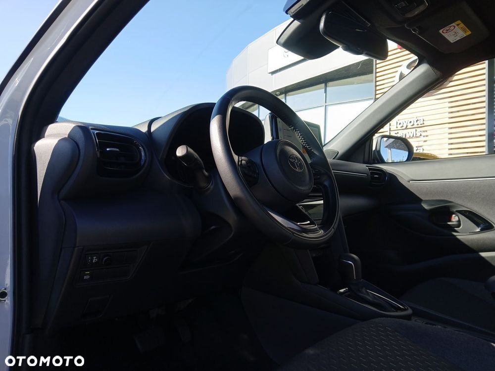 Toyota Yaris Cross Hybrid 1.5 Style - 19