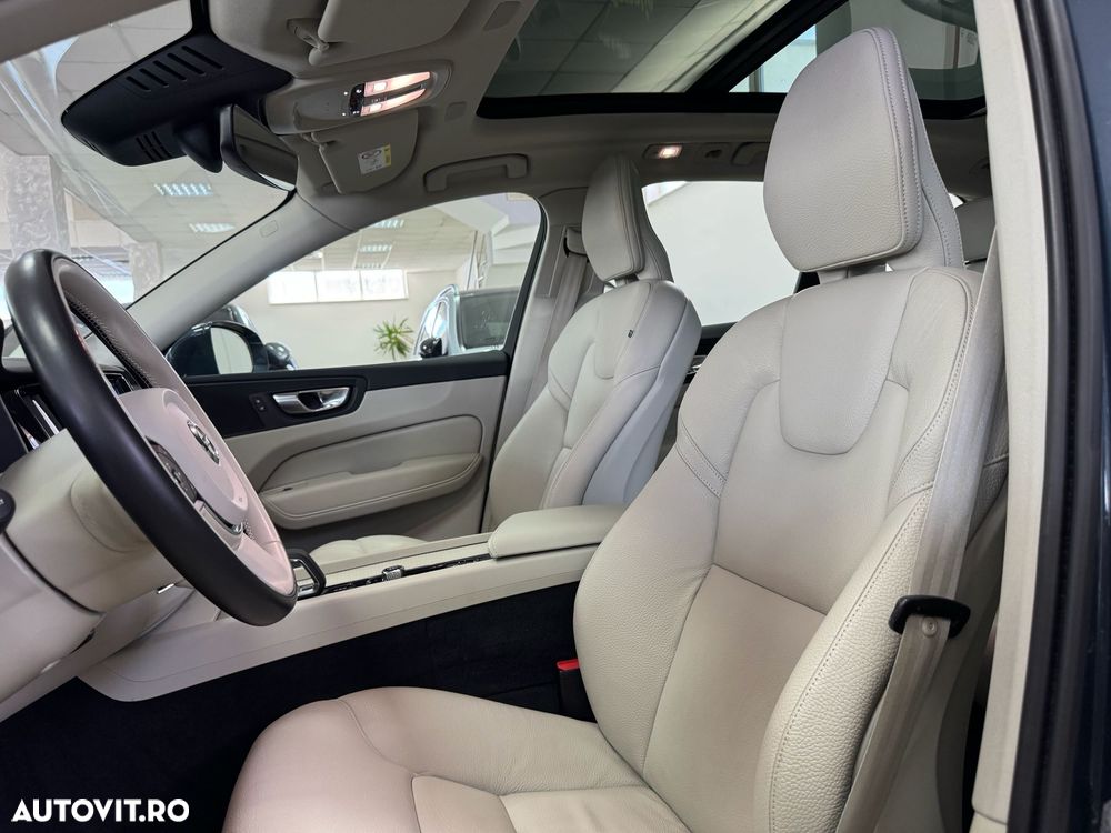 Volvo XC 60 T6 AWD Recharge Geartronic Inscription - 6