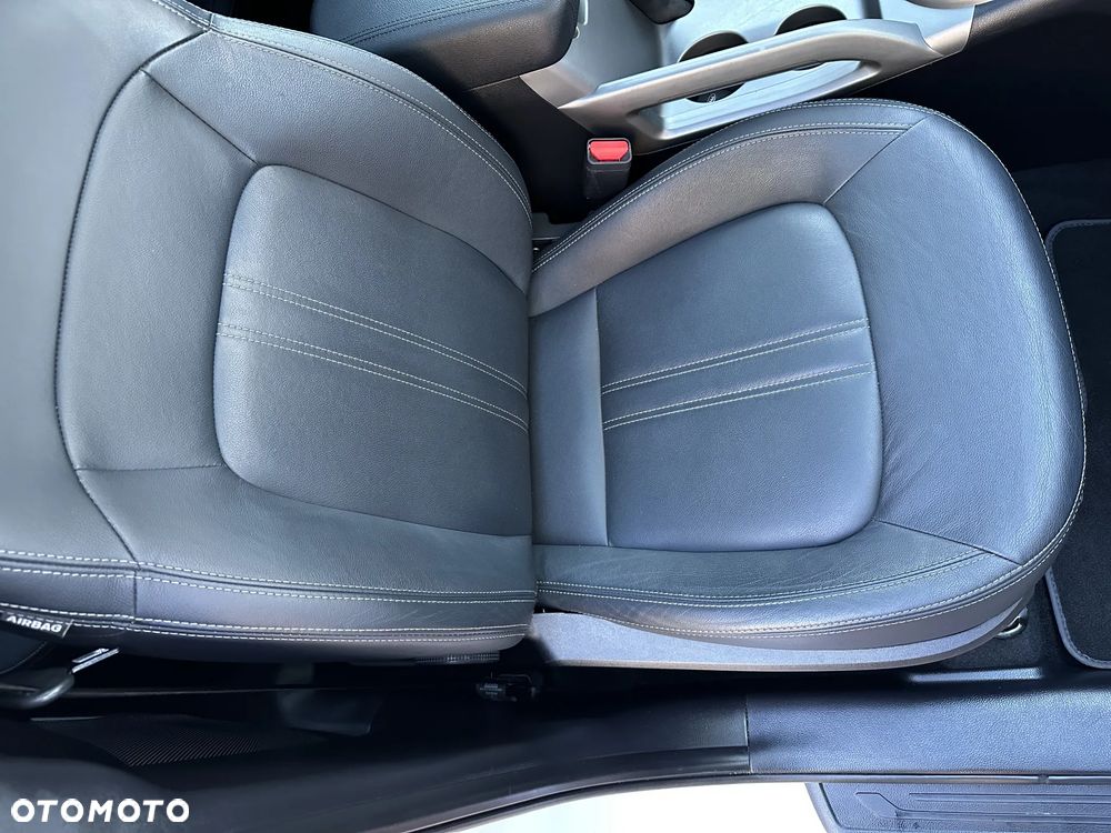 Kia Sportage 2.0 CRDI 184 AWD Platinum Edition - 28