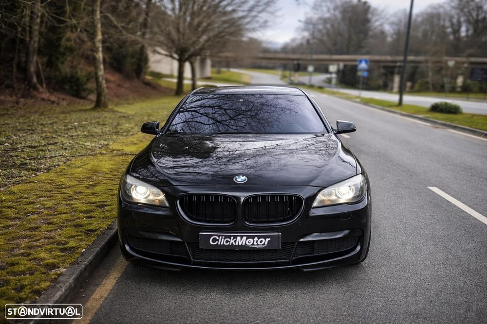 BMW 740 d Pack M - 3