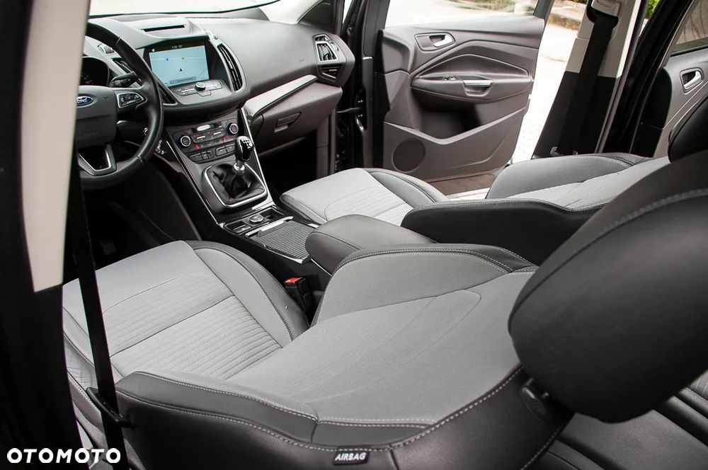 Ford Kuga 2.0 TDCi 4x4 SYNC - 26