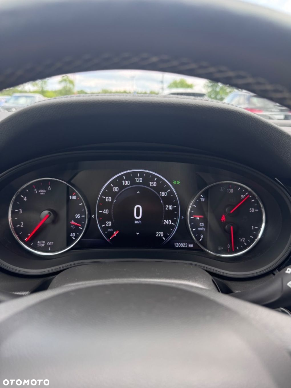 Opel Insignia - 19