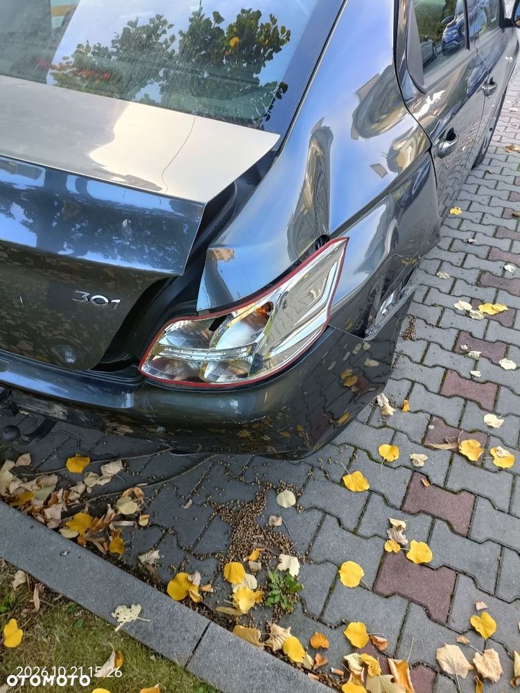 Peugeot 301 - 5
