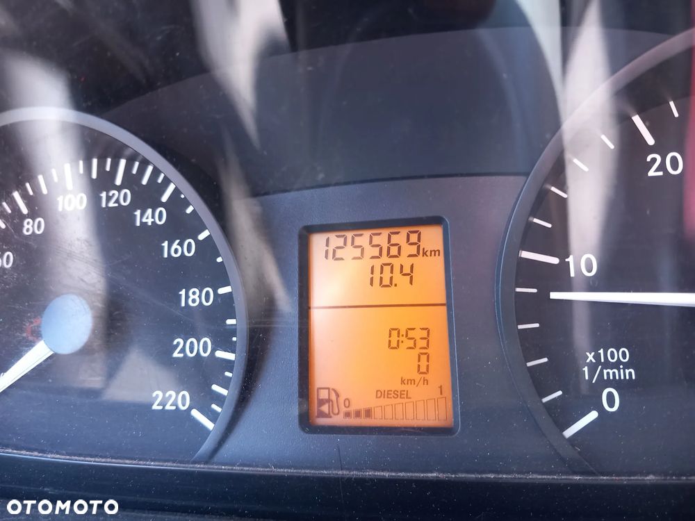 Mercedes-Benz VITO - 4