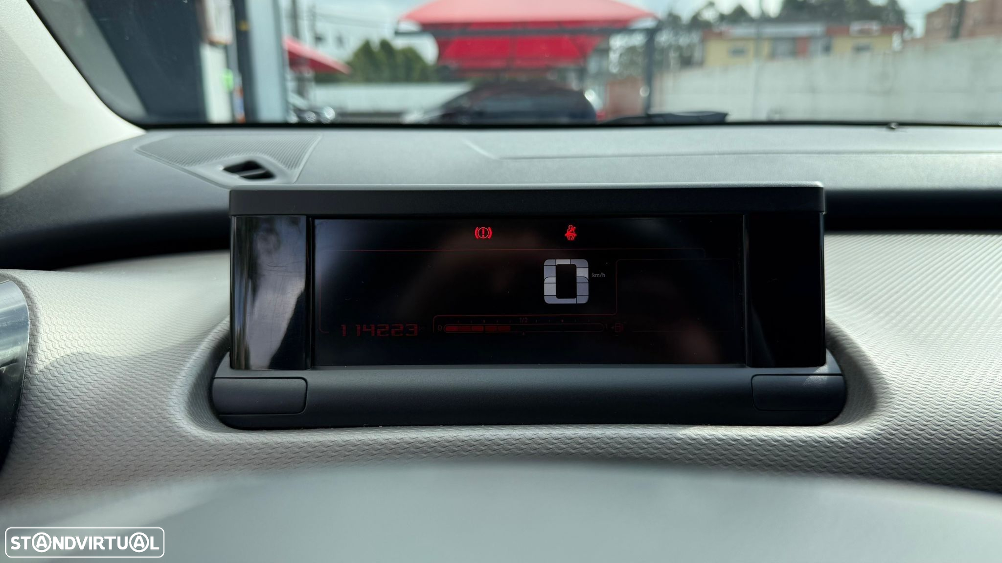 Citroën C4 Cactus 1.2 PureTech Shine - 26