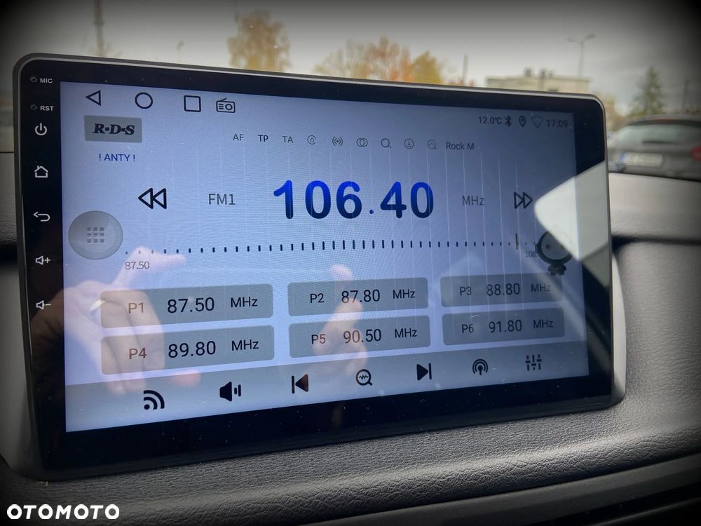 BMW X1 sDrive18i - 16