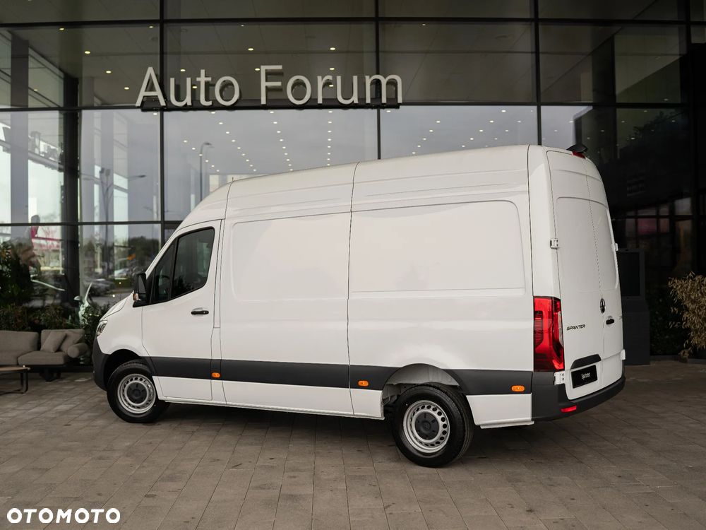 Mercedes-Benz Sprinter - 6