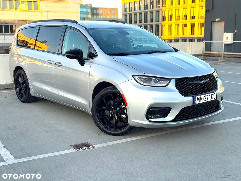 Chrysler Pacifica - 6