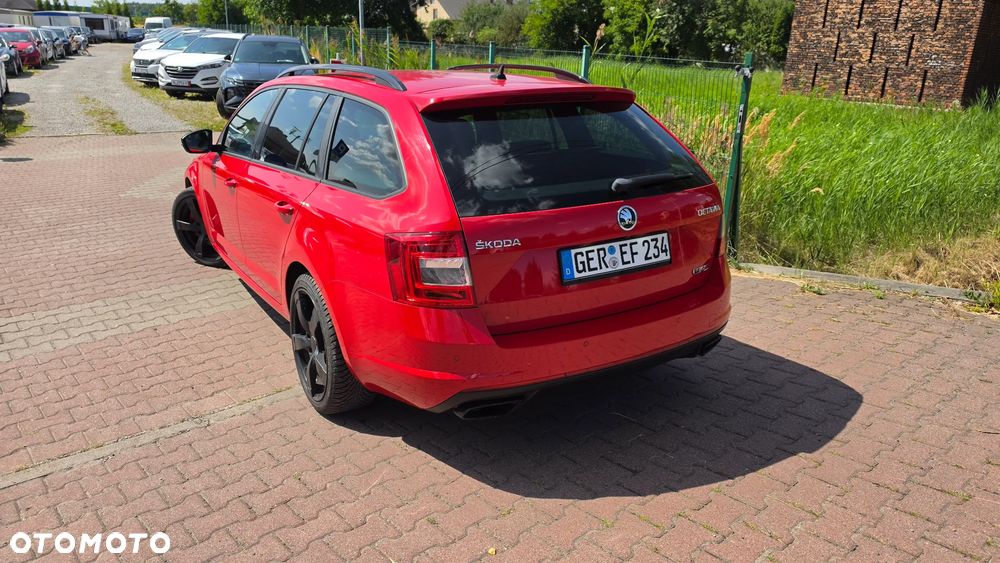 Skoda Octavia 2.0 TSI DSG RS 230 - 23