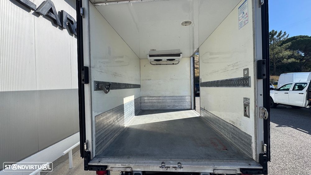 Iveco Daily 2.3 35C13 C/ Frio C/ Plat Elevatoria - 20