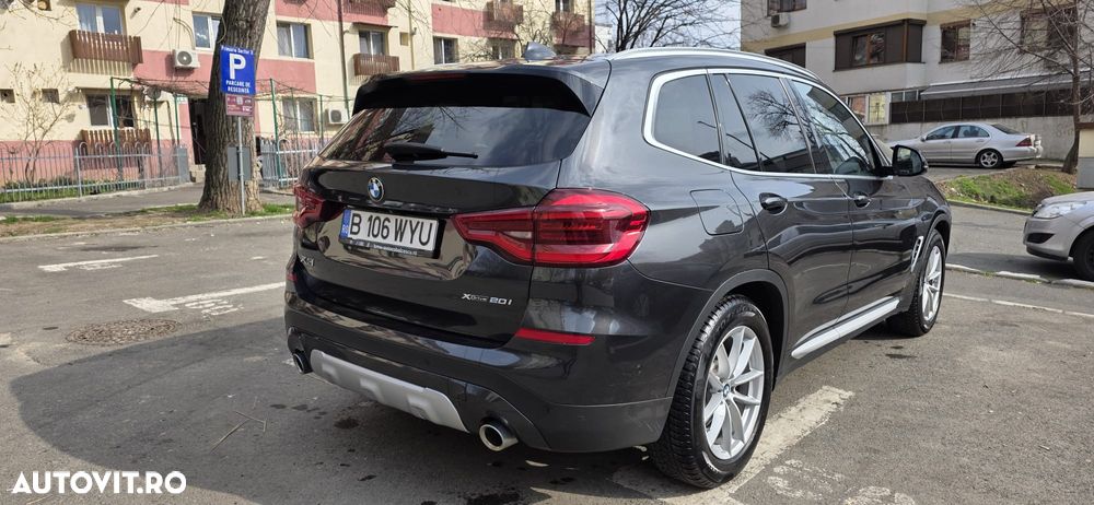 BMW X3 xDrive20i AT Luxury Line - 3