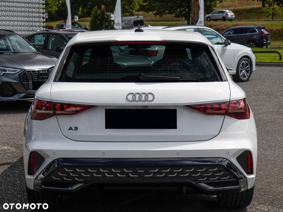 Audi A3 Sportback - 3