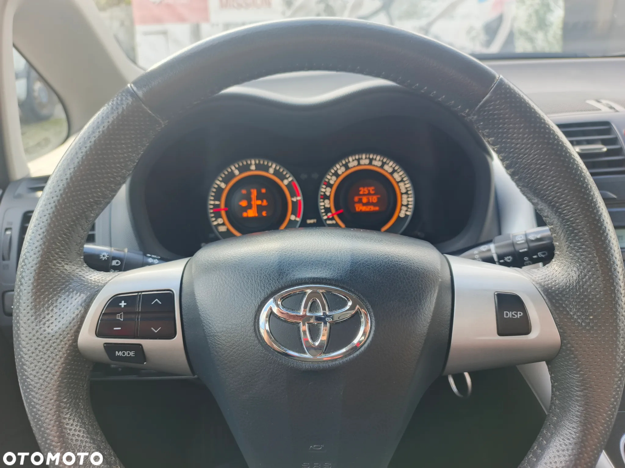 Toyota Auris 1.33 VVT-i - 33
