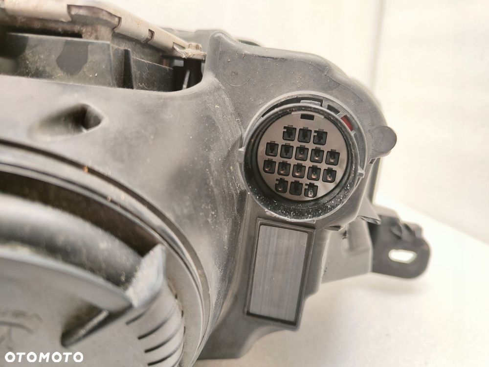 jaguar x260 f-pace xenon lampa prawy przód gx63-13w029-ej - 8