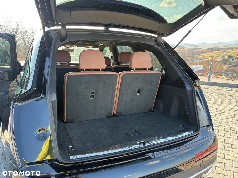 Audi Q7 - 15