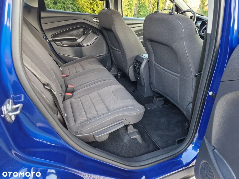 Ford Kuga 1.5 EcoBoost 2x4 Business Edition - 35