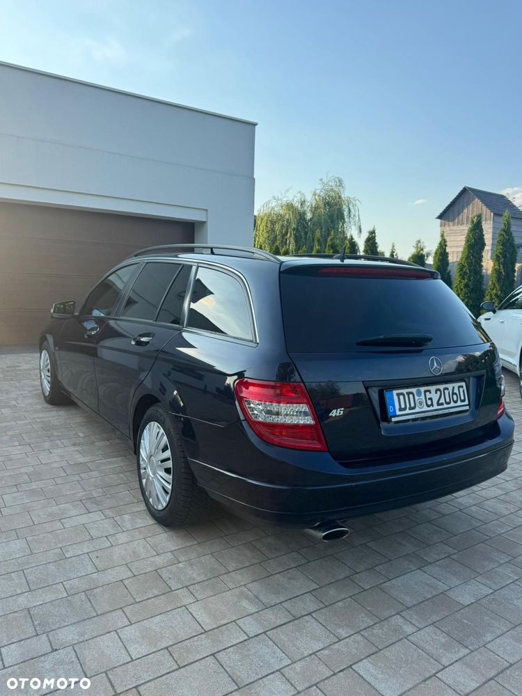 Mercedes-Benz Klasa C 220 CDI DPF Automatik BlueEFFICIENCY Avantgarde - 11