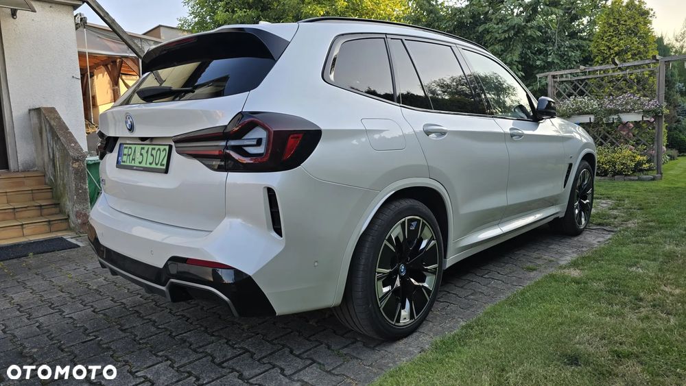 BMW iX3 Impressive - 3
