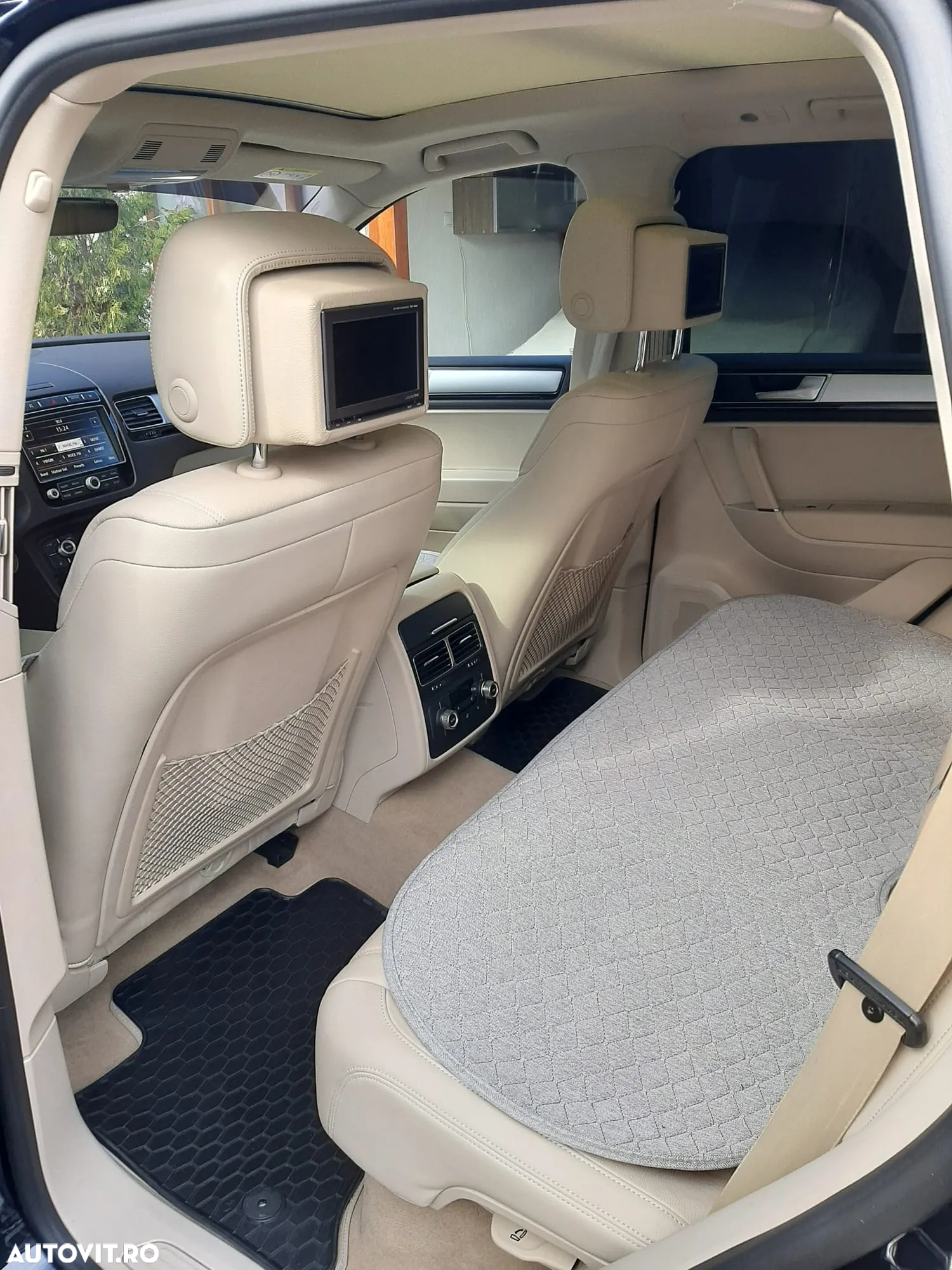 Volkswagen Touareg 3.0 V6 TDI BMT - 11
