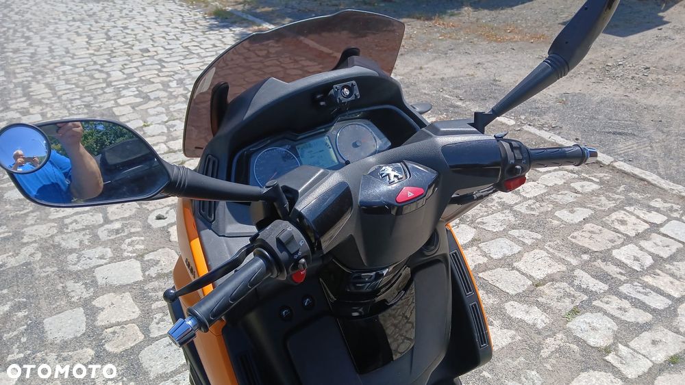 Peugeot Metropolis - 5