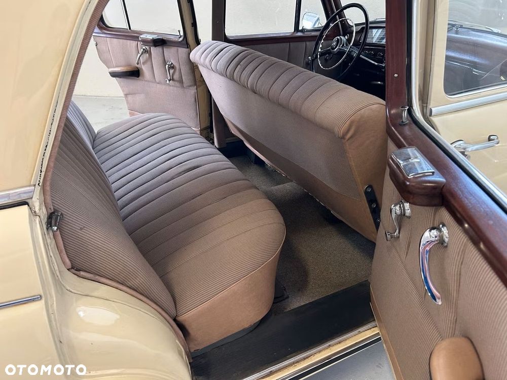 Mercedes-Benz Inny - 22
