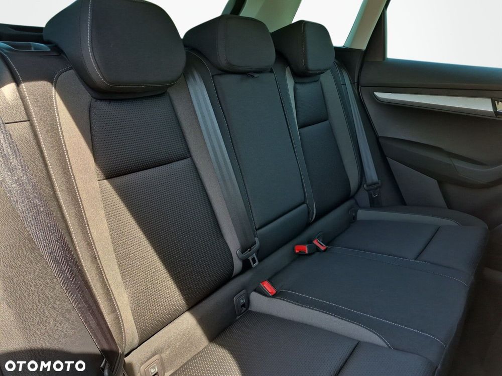 Skoda Karoq 1.5 TSI ACT Ambition DSG - 15