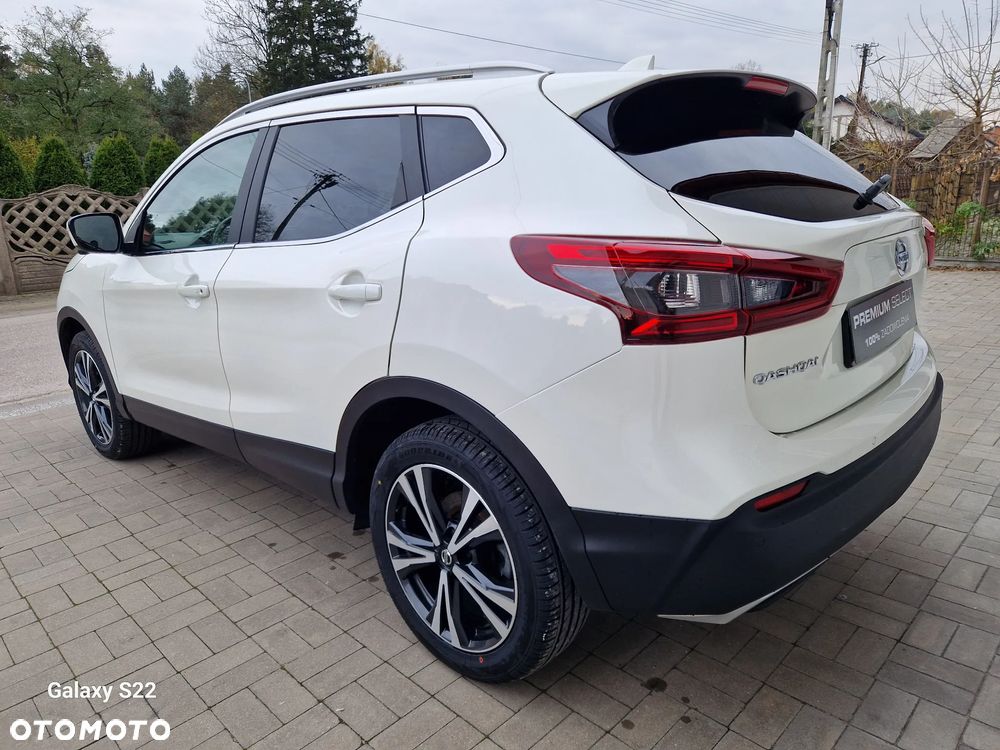 Nissan Qashqai 1.3 DIG-T TEKNA - 17
