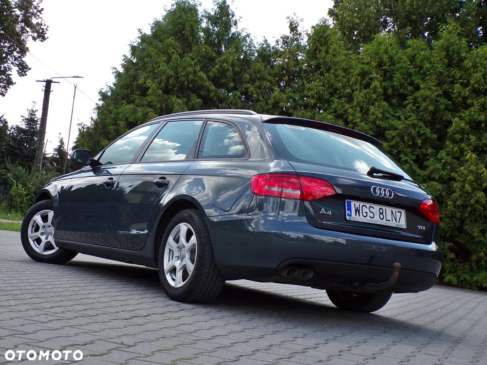 Audi A4 - 4