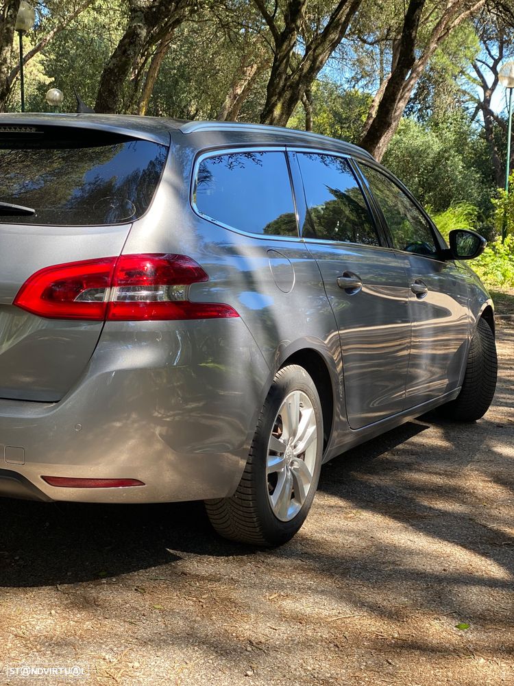 Peugeot 308 1.2 PureTech Active J17 - 18