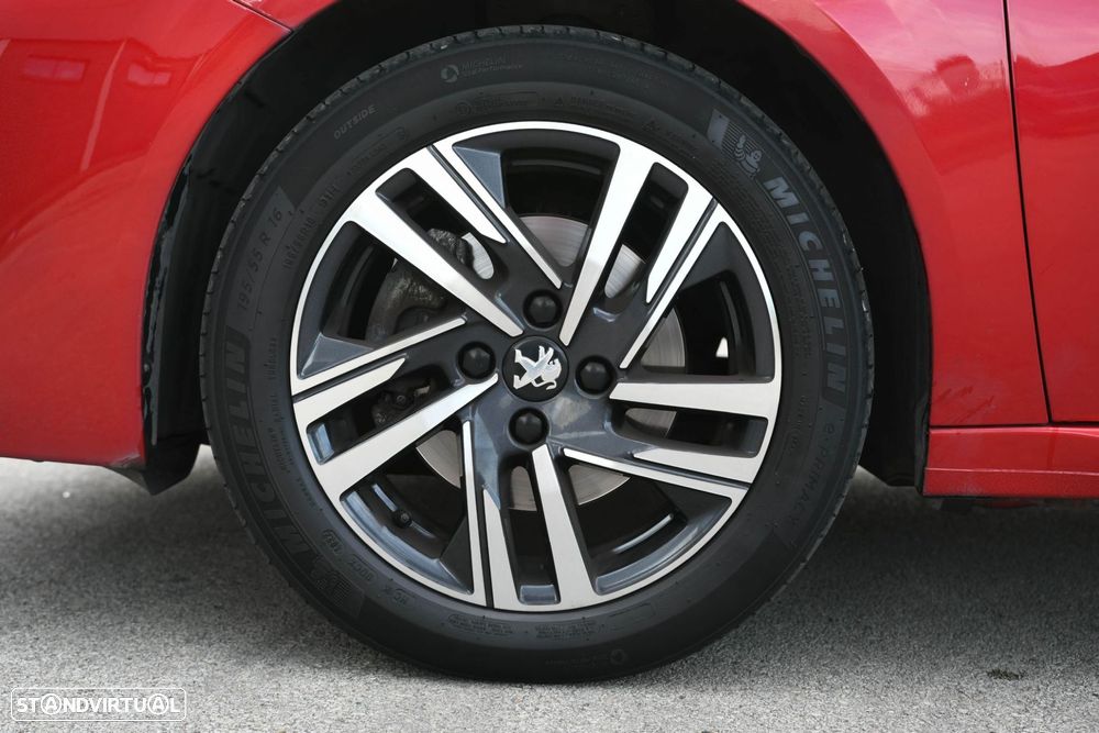 Peugeot 208 1.2 PureTech Allure EAT8 - 35